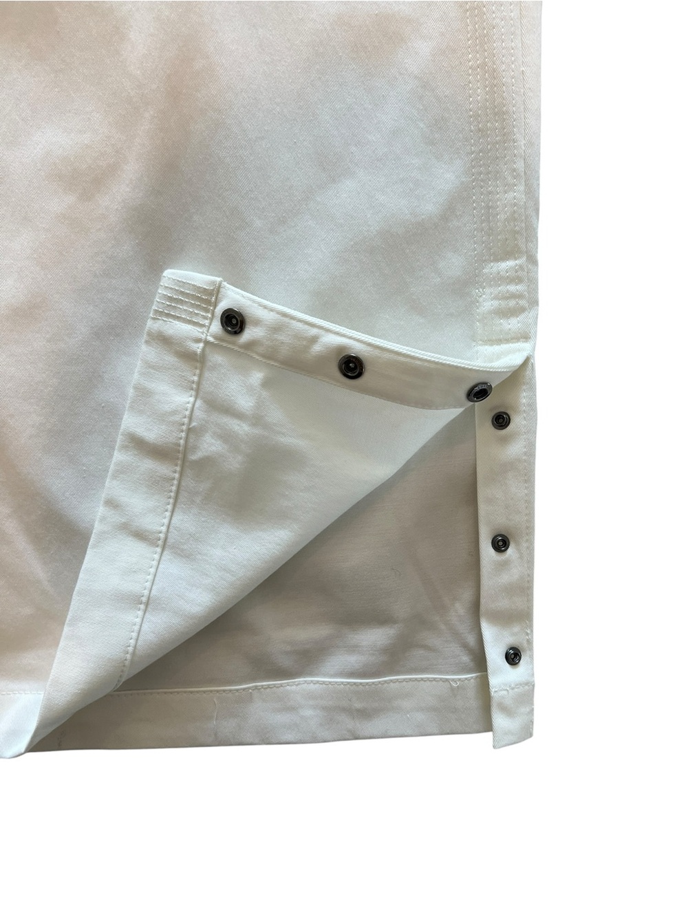 Nike Sportswear Collection
Women's Mid-Rise Twill Trousers Wide Leg Pants-L - Picture 11 of 12